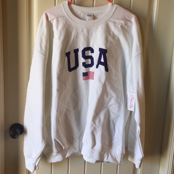 Pink Lily Tops - White USA pullover